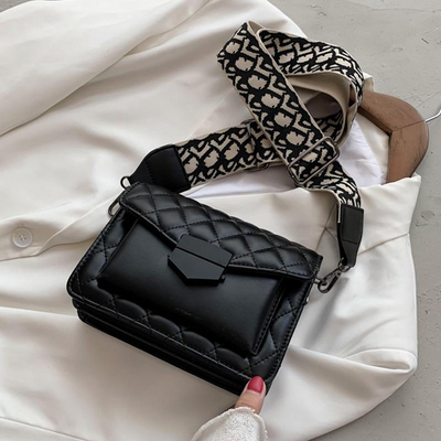 Rachel - Luxurious Handbag