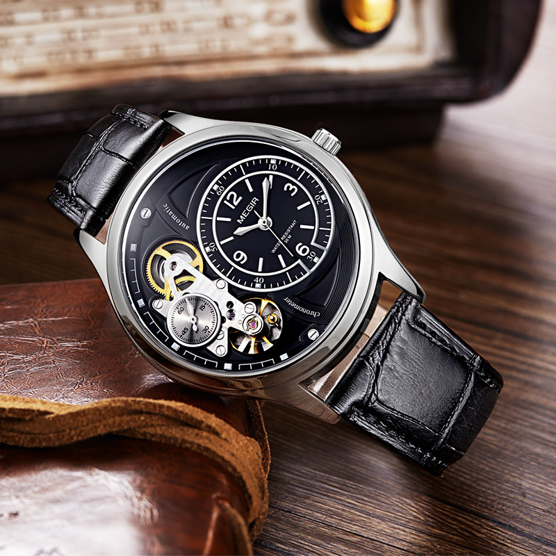 Analog Quartz Watch