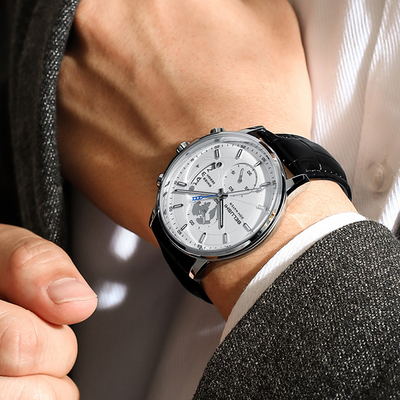 Fashionable Sporty Quartz Watch
