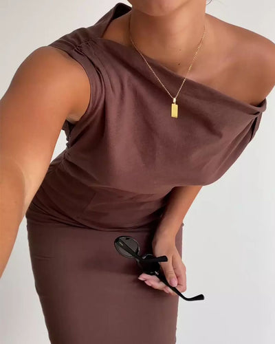Geraldine - Stunning Off Shoulder Maxi Dress