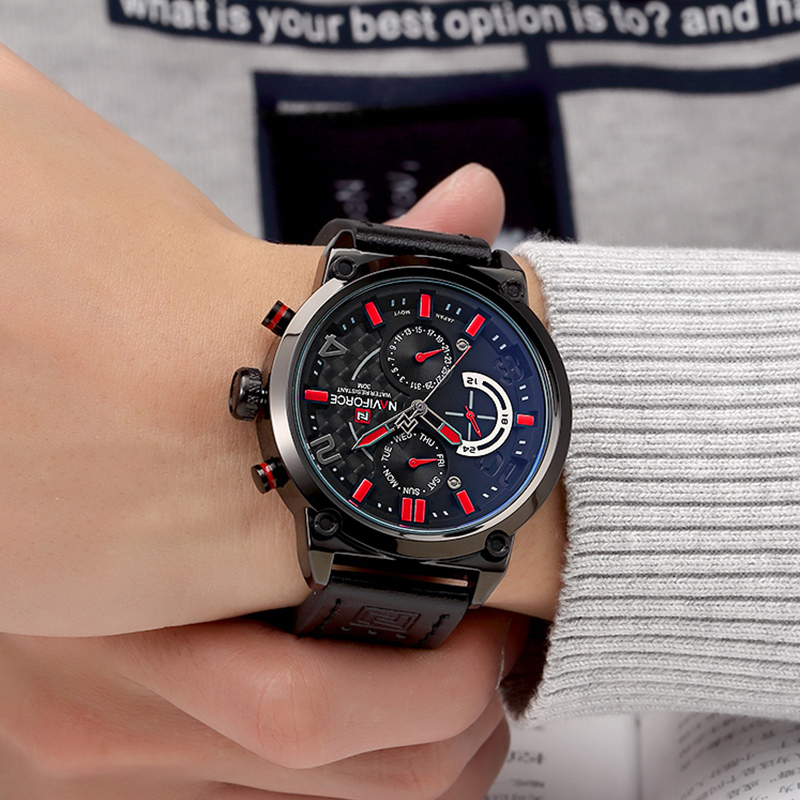 Quartz Watch With Date Display
