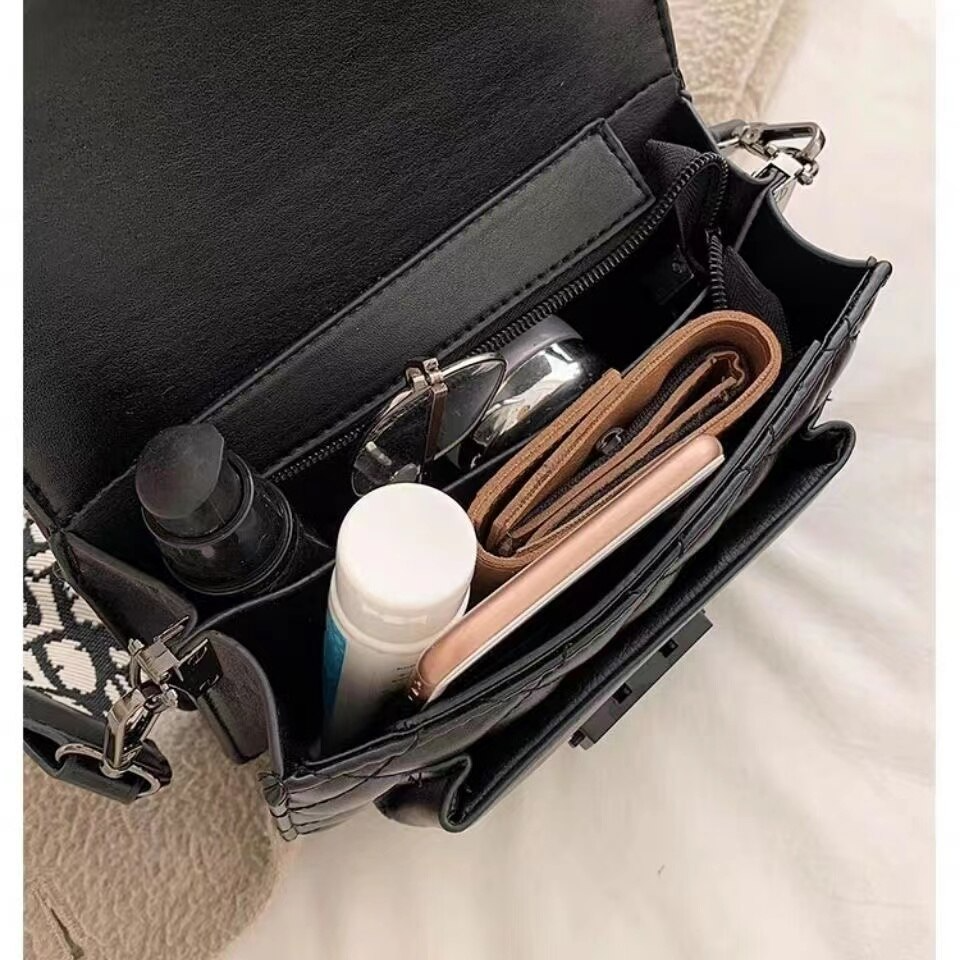 Rachel - Luxurious Handbag