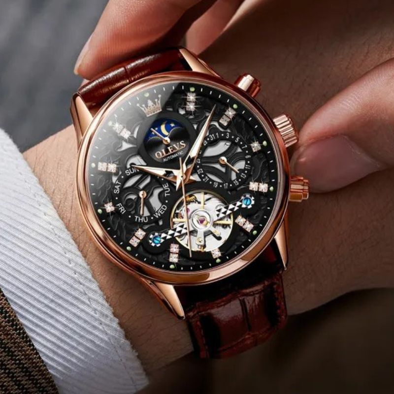 Mechanical Automatic Watch with Elegant Leather Strap