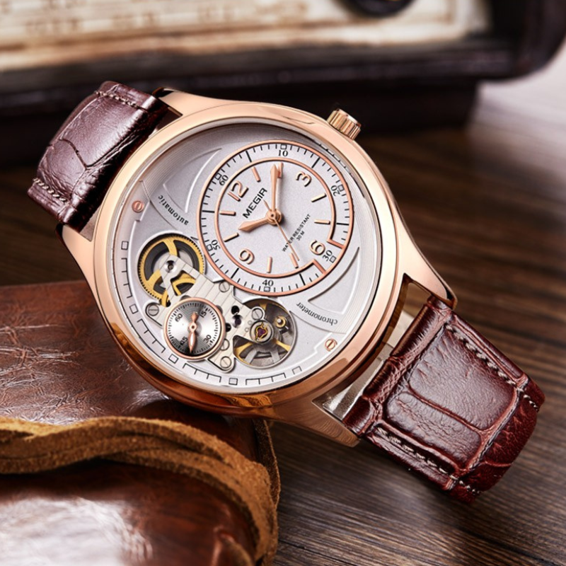 Analog Quartz Watch
