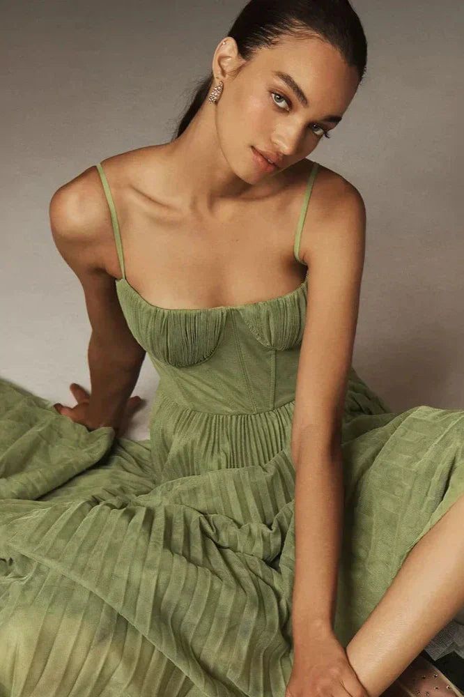 Isabella – Pleated Tulle Midi Dress