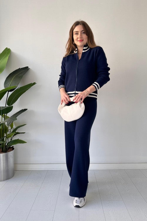 Megan - Trendy Two-Piece Suit