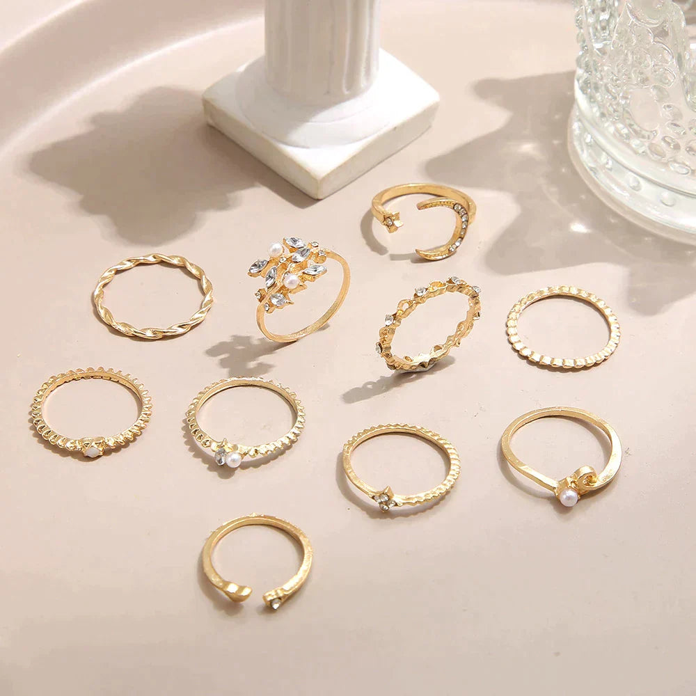 Set of 10 Elegant Bohemian Rings in Silver and Gold-Plated – For a Sophisticated Look