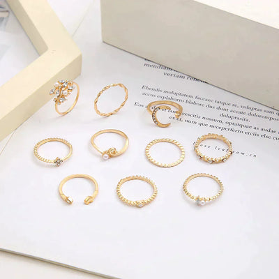 Set of 10 Elegant Bohemian Rings in Silver and Gold-Plated – For a Sophisticated Look