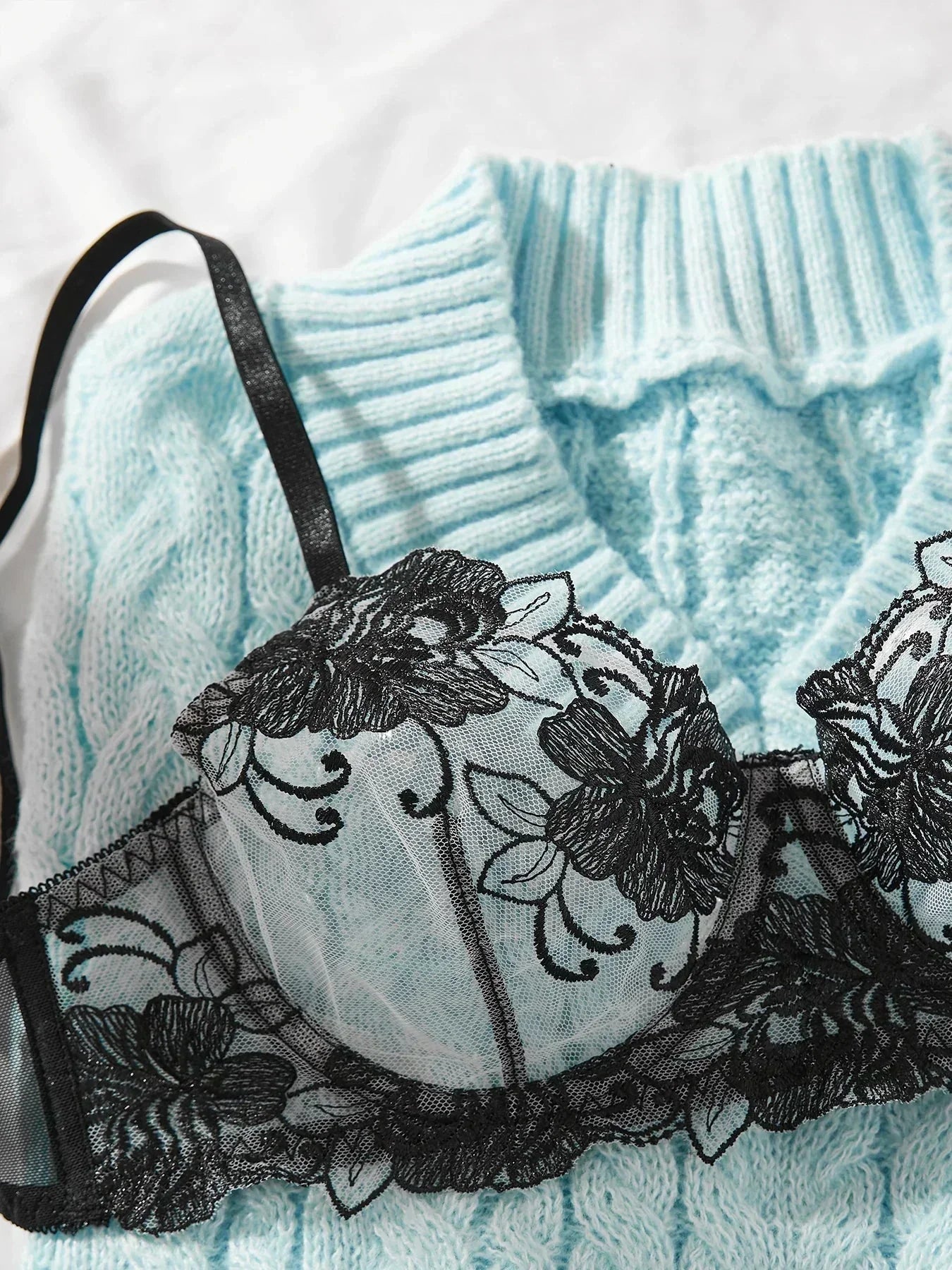 Flora™ – Chic Floral Lingerie – Sexy Lingerie Set