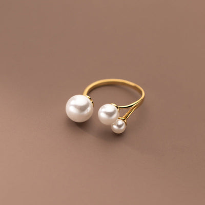 Elegant Adjustable Triangle Ring with Charming Freshwater Pearls