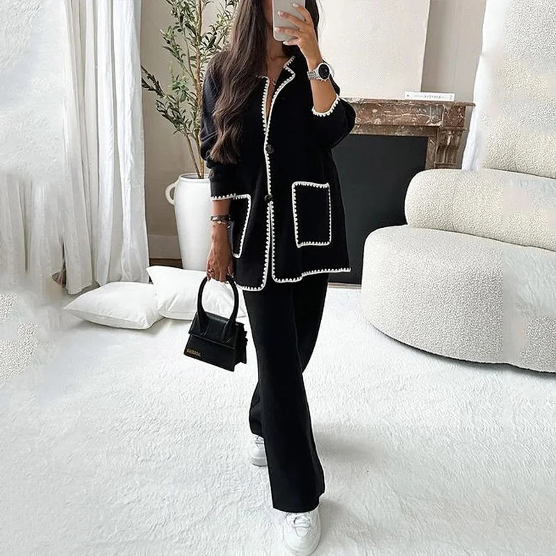 Elena - Elegant Women'S Set With A Relaxed Fit