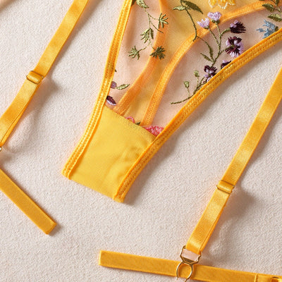 Daisy - 3-Piece French Lingerie Set