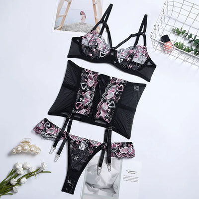Layla - 3-Piece French Lingerie Set