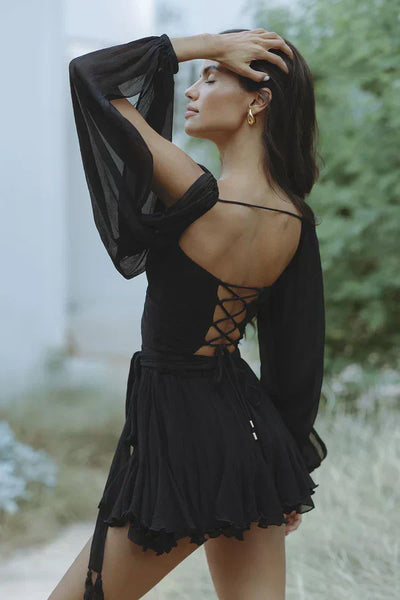Layla – Playful Mini Dress with Balloon Sleeves