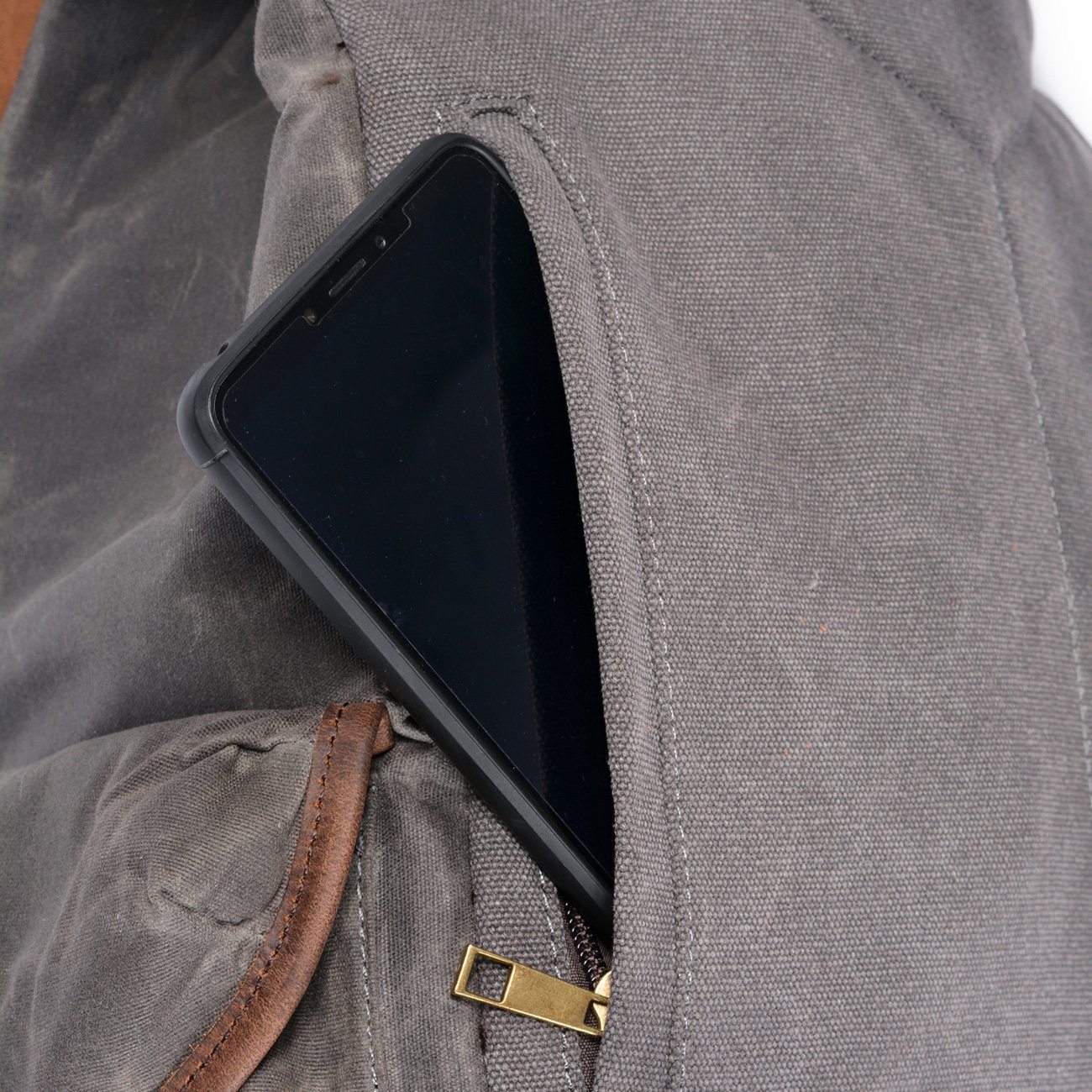 Salzburg - Linen and leather backpack