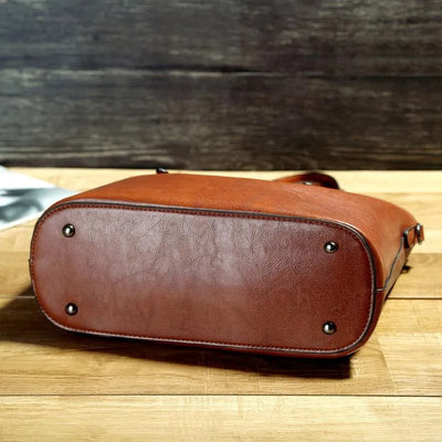 Emilia - Vintage Shoulder Bag