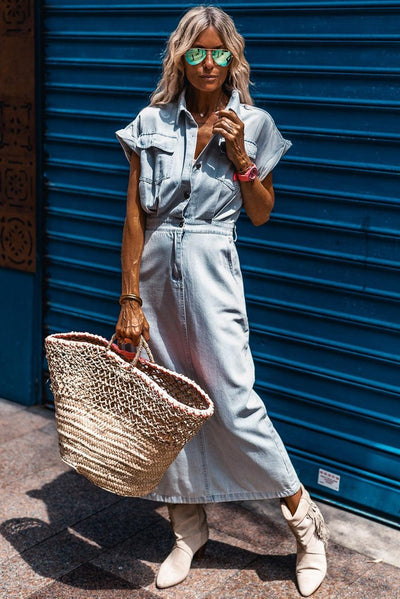 Olivia – Elegant dress with short batwing sleeves
