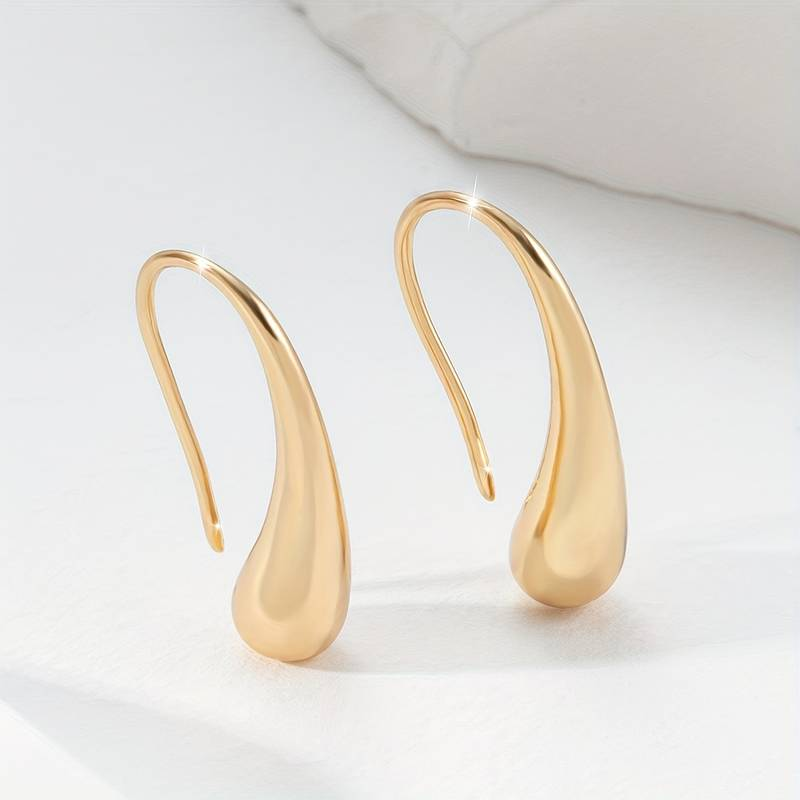 Elegant Vintage Gold Drop Earrings