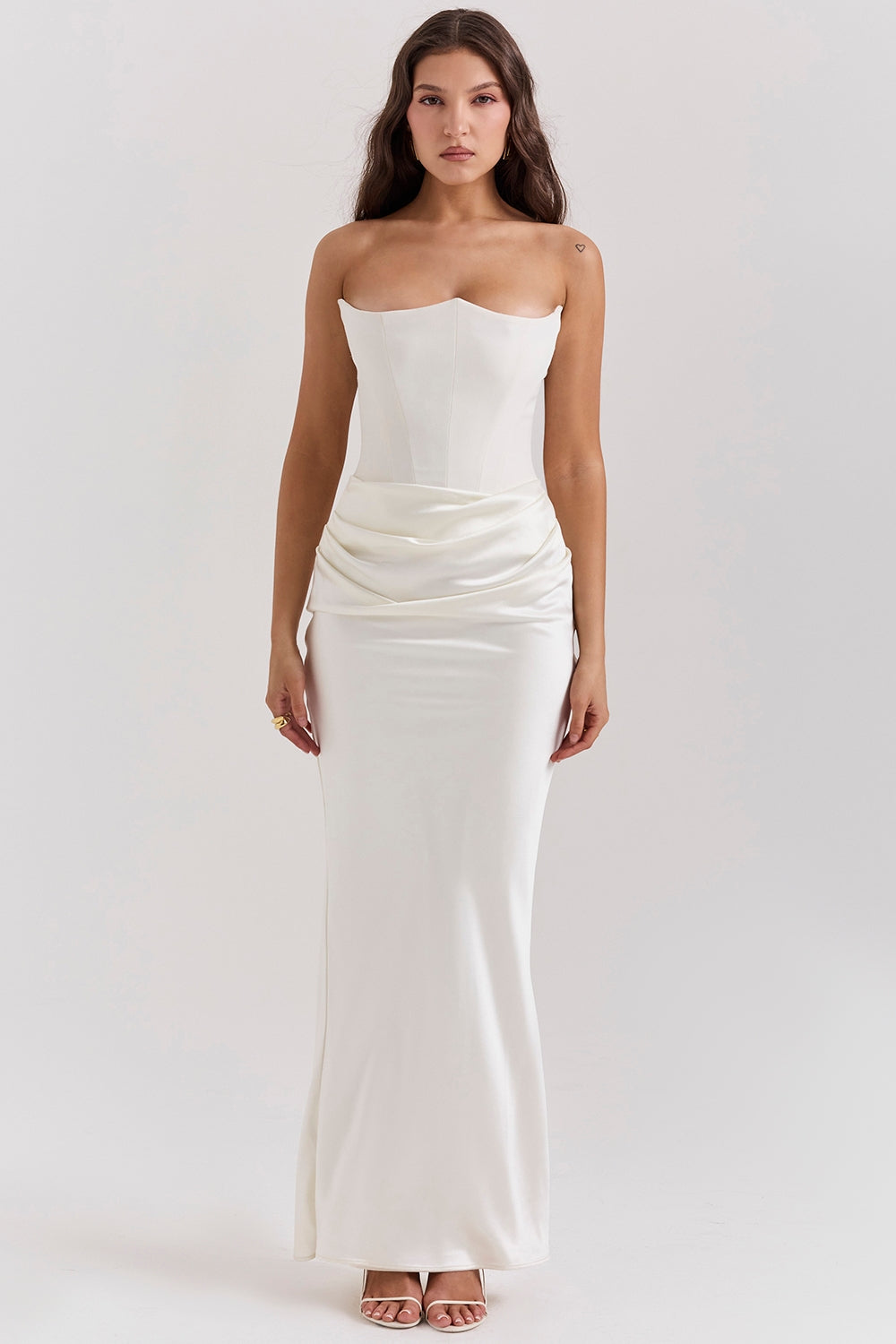 Anika - Off-shoulder dress