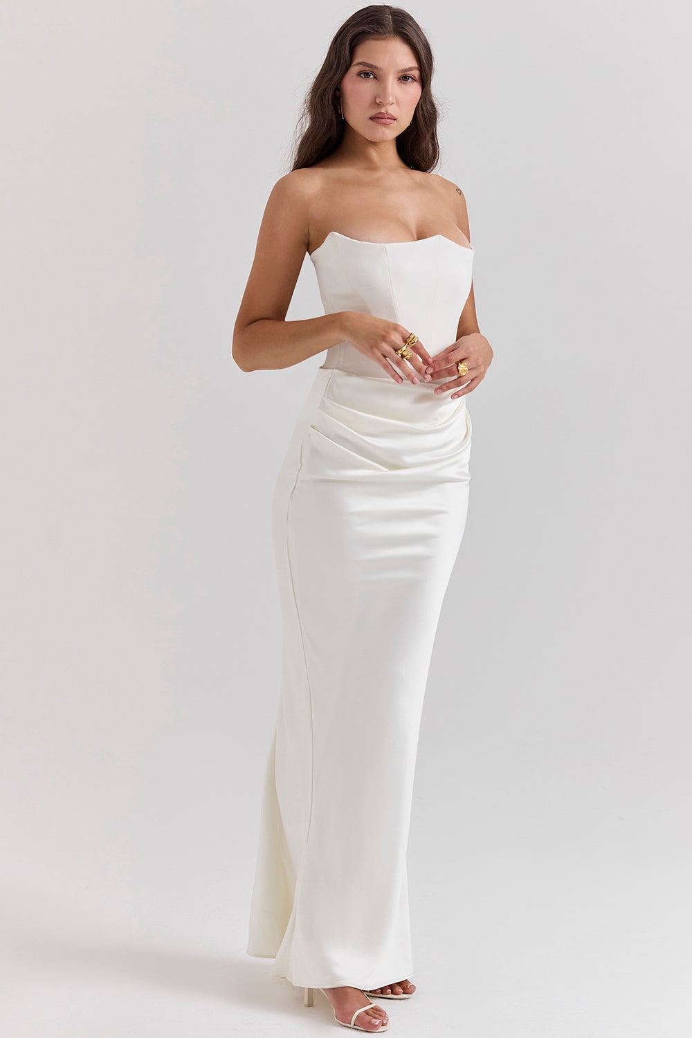 Anika - Off-shoulder dress